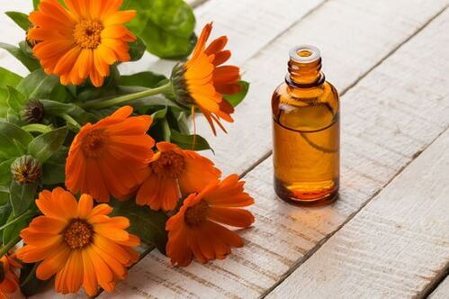 La teinture de calendula est un remède simple pour traiter l'ostéochondrose